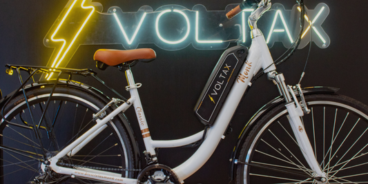 Bicicleta Eléctrica Estilo Europeo con Accesorios VOLTAX Urbana